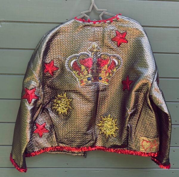 Gold Queen back gender neutral size L £75.00